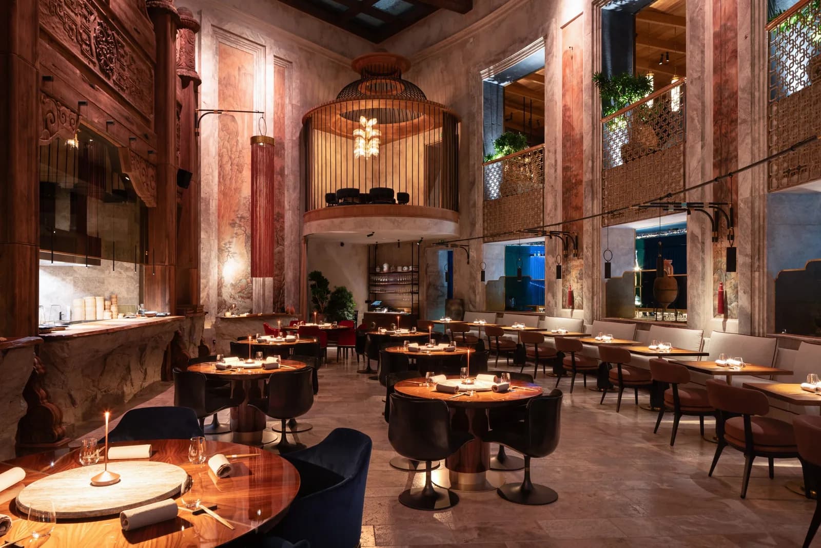 HeJi Restaurant, baras Vilniuje