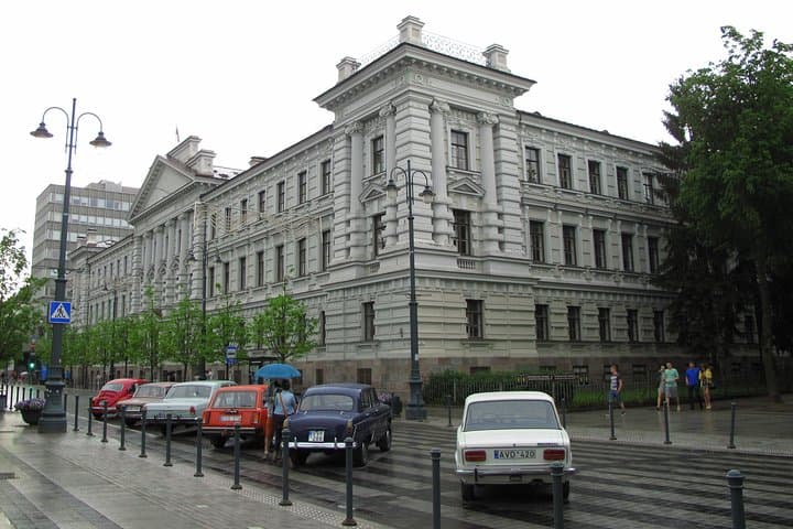 Ekskursija su gidu po KGB muziejų Vilniuje (Okupacijų ir laisvės kovų muziejus)